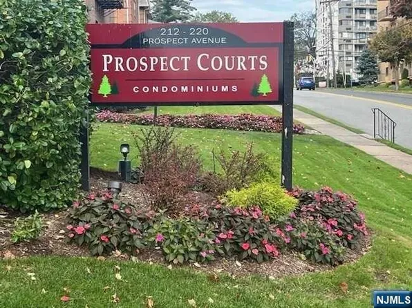 212 Prospect Ave APT 4C, Hackensack, NJ 07601
