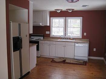 2nd image of 6704 Lord Fairfax Hwy