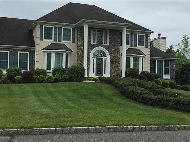 1 Alexis Dr, Farmingdale, NJ 07727 Zillow