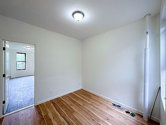 5th image of 388 8th St APT 8