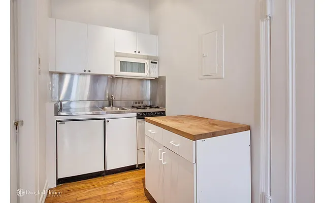 Rented by Douglas Elliman | media 1
