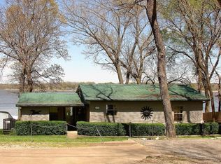 1030 Red Bud Dr, Grove, OK 74344
