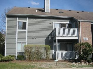 8902 Tamarron Dr, Plainsboro, NJ 08536