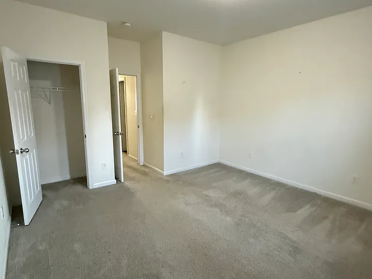 822 Blue Ash Trl — Photo 12