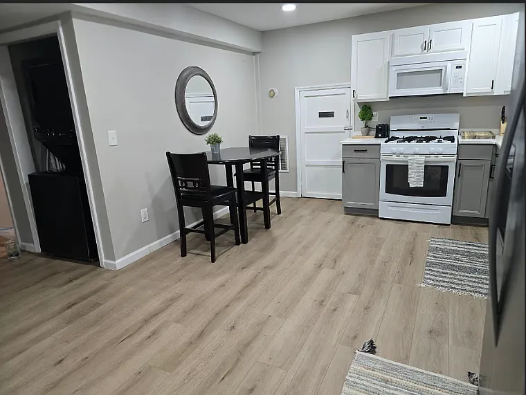 2641 W Rugby Ave — Photo 6