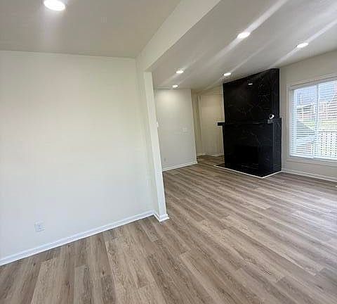 4th image of 17216 Birwood St
