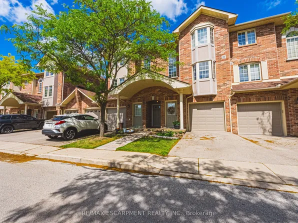 4045 Upper Middle Rd #42, Burlington, ON L7M 4S8