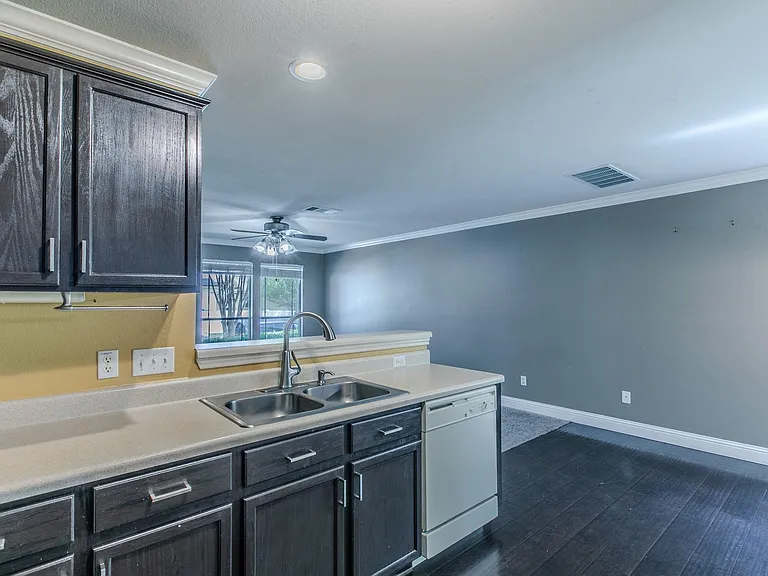 824 Palo Duro Dr — Photo 8