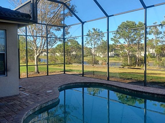2nd image of 11084 Sparkleberry Dr