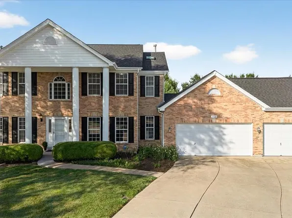 1530 Bent Tree Trails Ct, Fenton, MO 63026