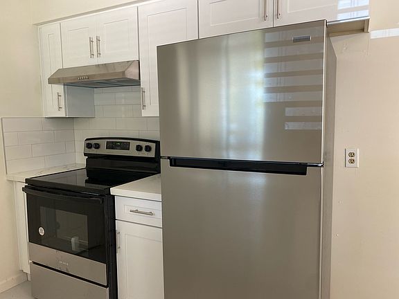 5th image of 5140-5201 46th St