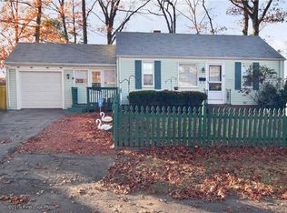 91 Airway Rd, Warwick, RI 02886