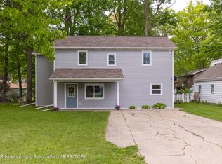 4614 Addison Rd, Lansing, MI 48917