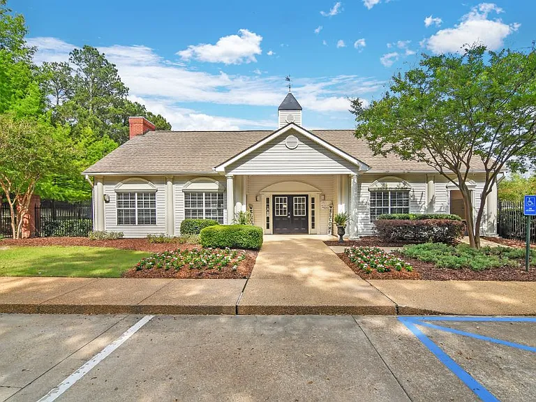 The Reserve at Woodchase — Photo 25