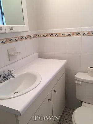 Rented by Town Residential | media 15