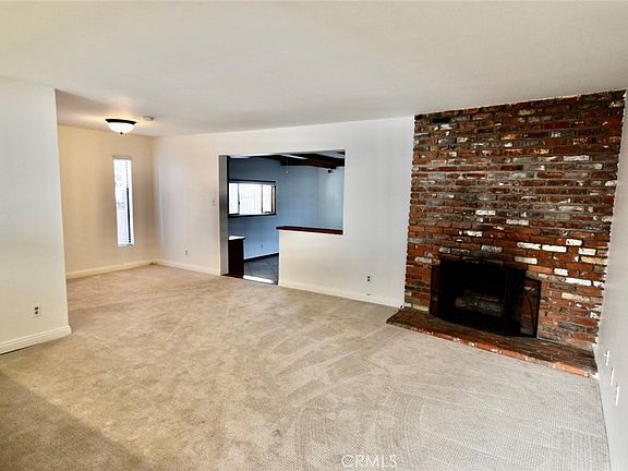 5th image of 17238 Carfax Ave