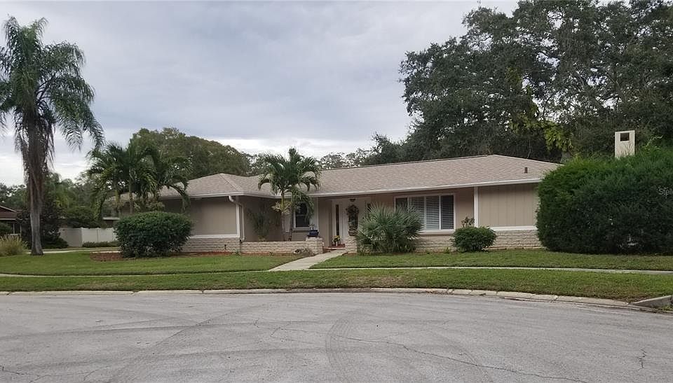 1st image of 976 WOODLAND DRIVE