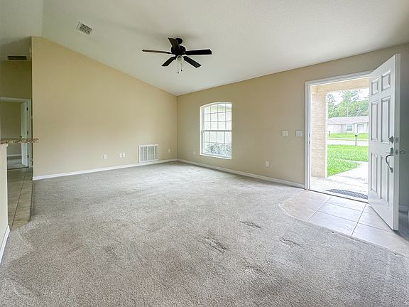 5th image of 548 Marion Oaks Blvd