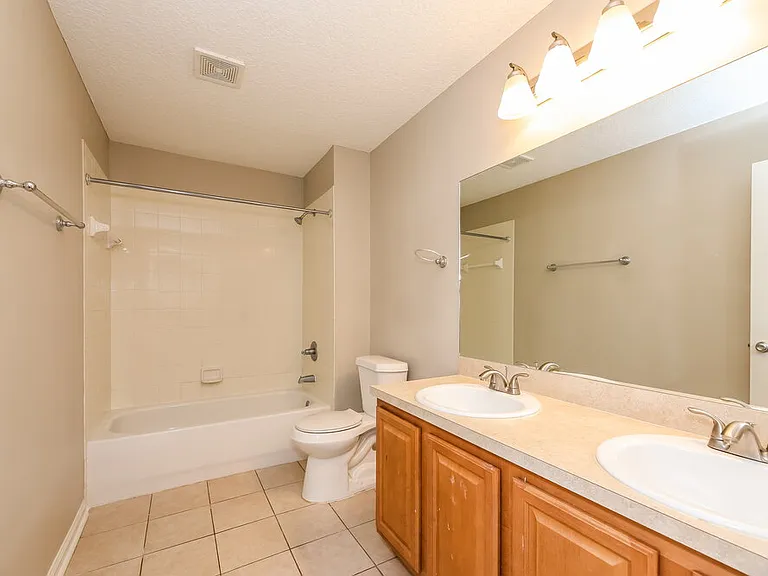 741 Indigo Run Dr — Photo 16