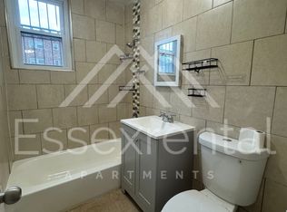 45-48 Carteret St, Newark, NJ 07104