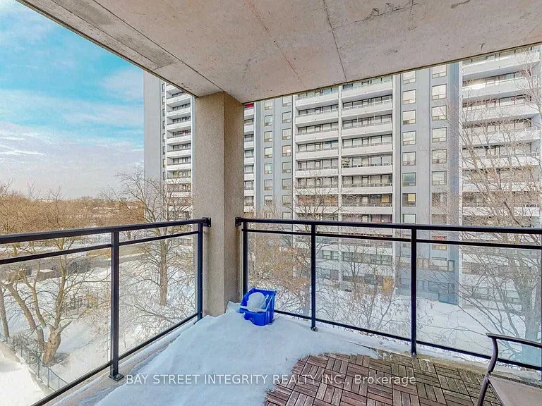 5940 Yonge St #605 — Photo 9