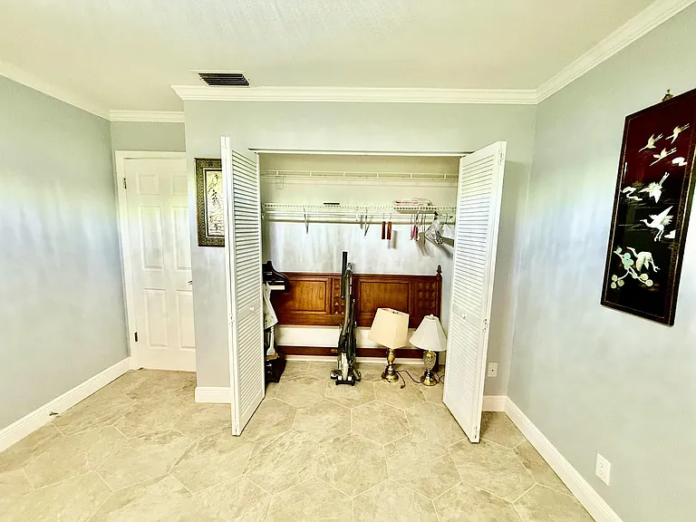 916 Savannas Point Dr #B — Photo 30