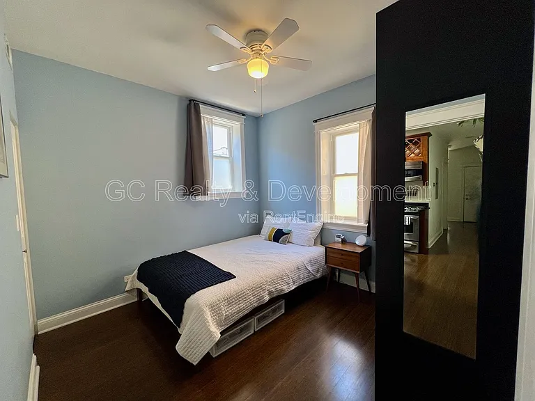 2702 W Cortland St #3 — Photo 7