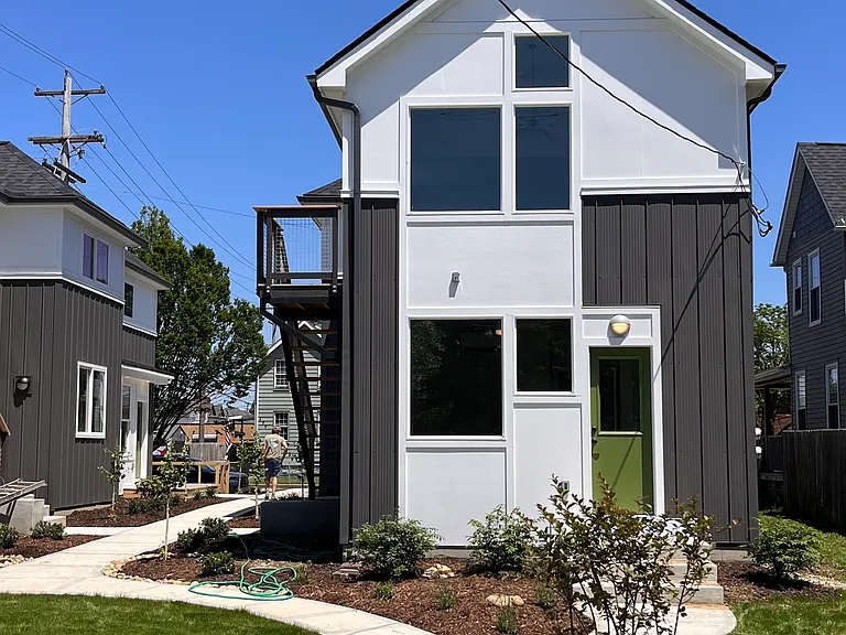 487 Mithoff St — Photo 23