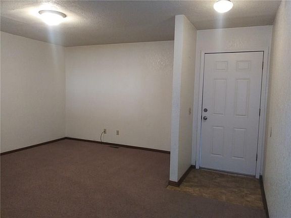 2nd image of 427 N Blackwelder Ave