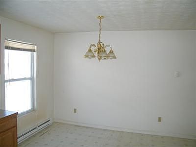4th image of 5062 Clifton Ave