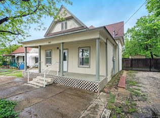 805 NE 1st St, Mineral Wells, TX 76067