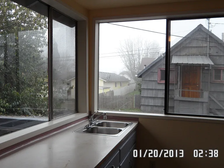 2428 E Grand Ave #3 — Photo 15