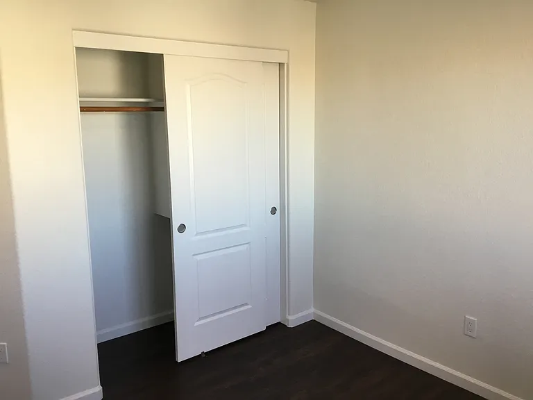 1391 Peppoli Loop SE — Photo 16