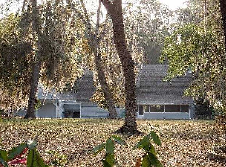 1st image of 9080 Hickory Walk