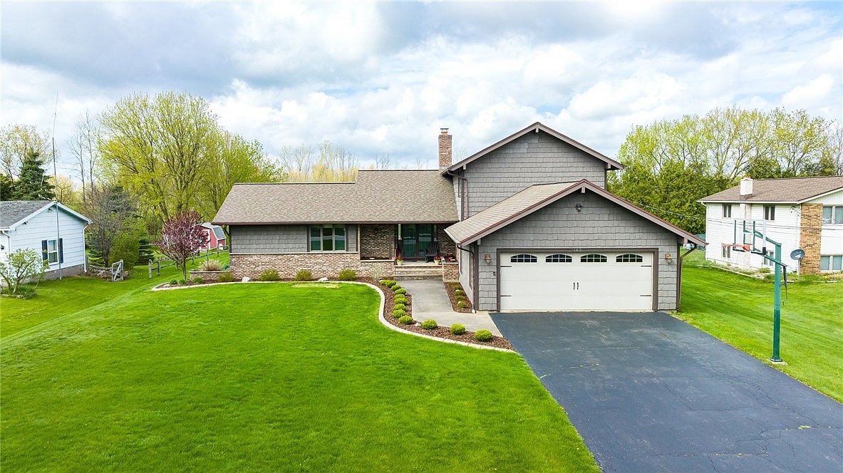 363 Whittier Rd, Spencerport, NY 14559 Zillow