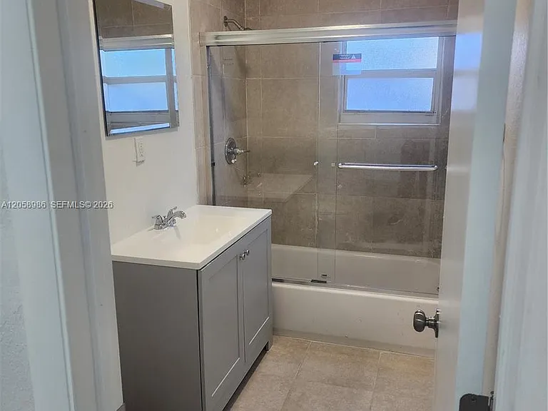 1726 SW 25th Ave #B — Photo 11