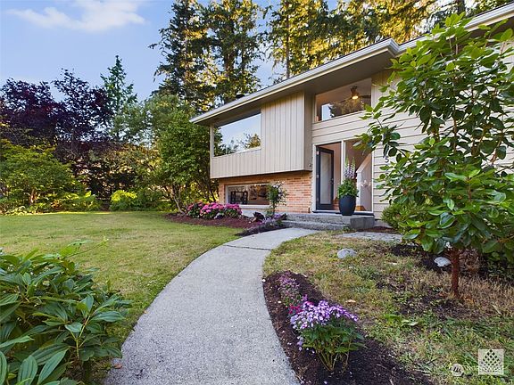 3rd image of 7505 124th Ave NE NE