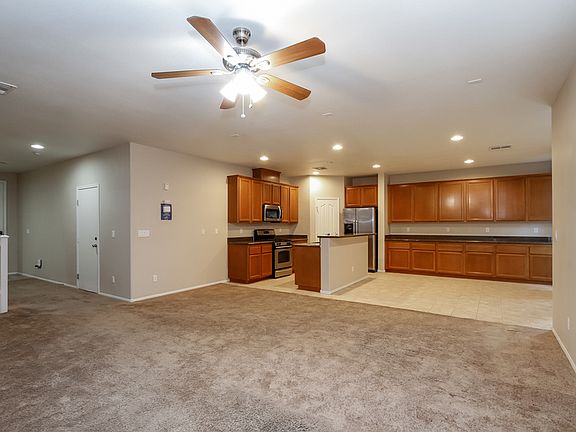 3rd image of 9809 White Lilac St