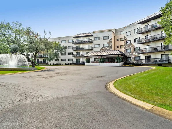 6700 S Brainard Ave APT 113, Countryside, IL 60525