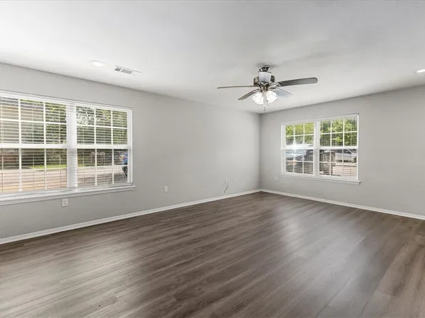 1446 W Netherland Way APT 3, Fayetteville, AR 72701