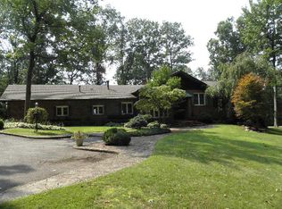 8 Dogwood Ln, Beckley, WV 25801