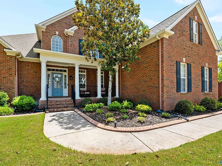 103 Wickerberry Ln — Photo 4