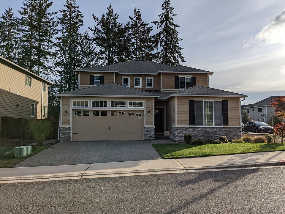 1st image of 4988 Admiral St