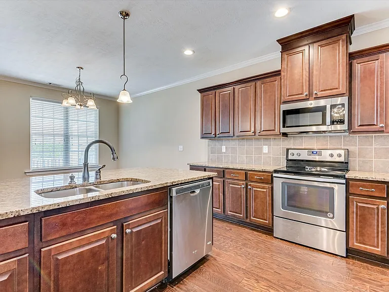 835 Williford Run Dr — Photo 18
