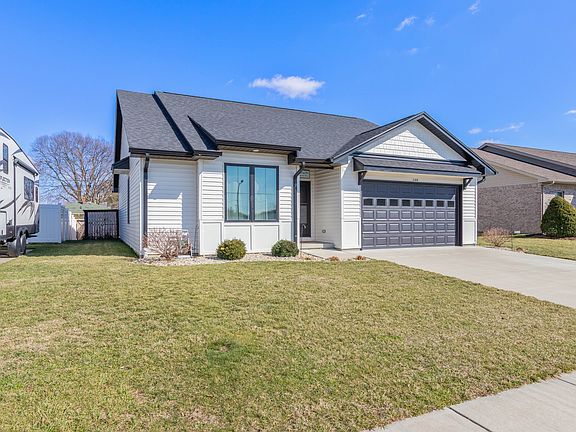 2nd image of 248 Bryant Blvd