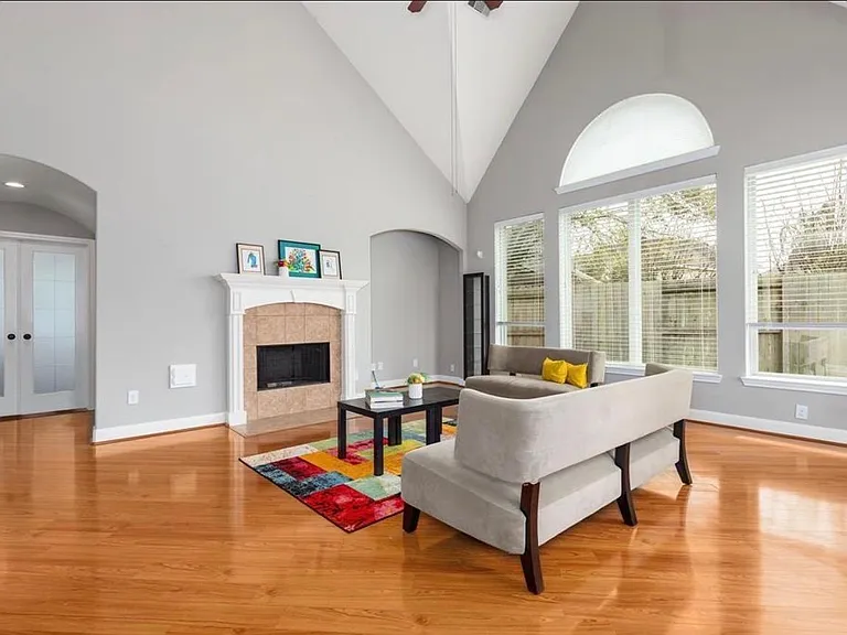 2207 Bayou Cove Ln — Photo 11