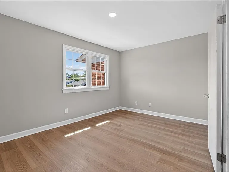 6520 Roswell Rd #48 — Photo 27