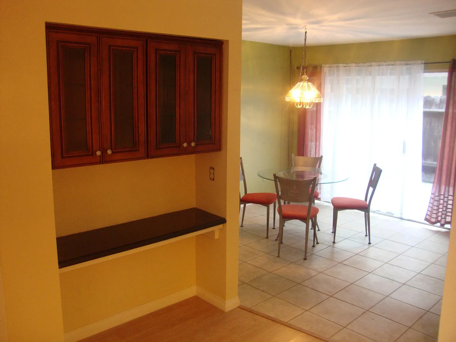 2 bed, 2.5 bath, 1257 sqft, $3,075 — Photo 4