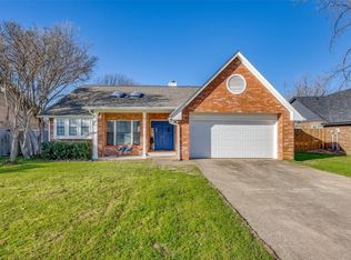 3209 Cliffview Dr, Corinth, TX 76210