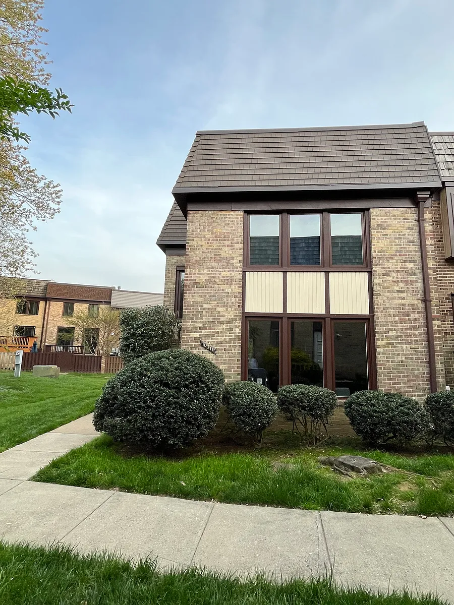 Building Photo - 10311 Cherry View Ct